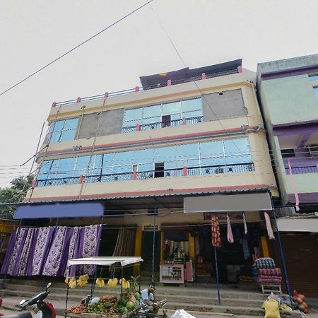 Dispur 斯波特昂30735马迪纳旅馆酒店 外观 照片