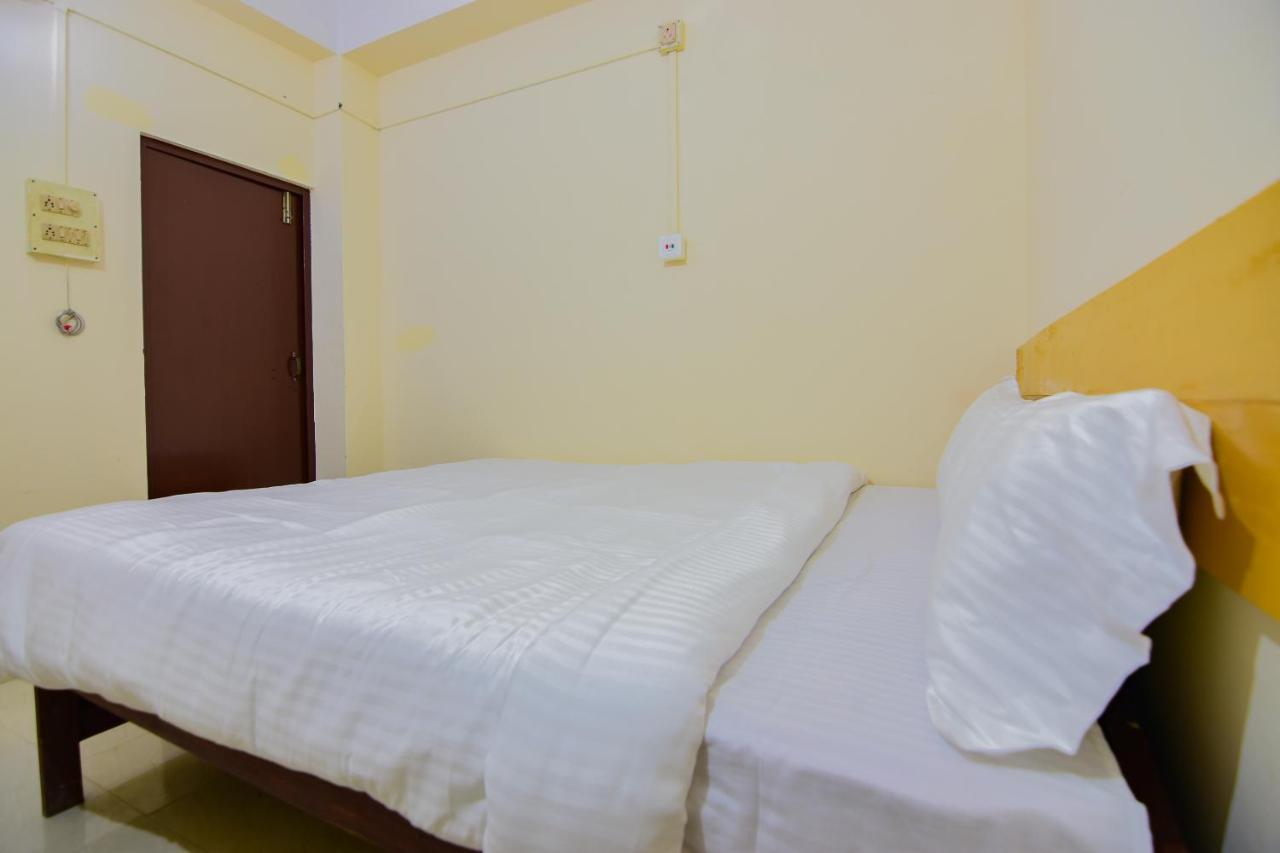 Dispur 斯波特昂30735马迪纳旅馆酒店 外观 照片