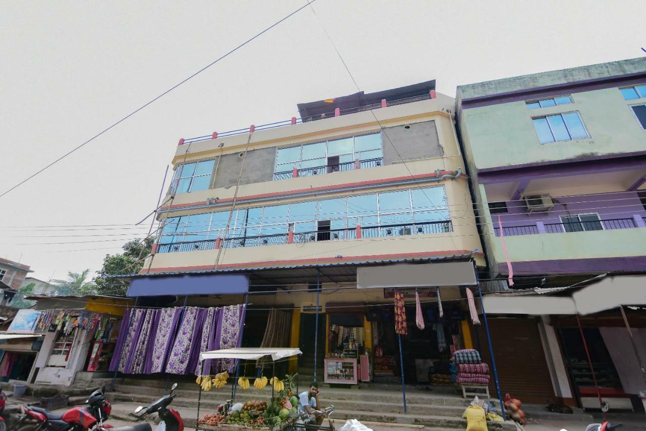Dispur 斯波特昂30735马迪纳旅馆酒店 外观 照片